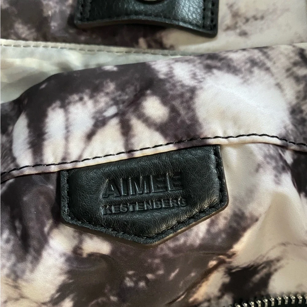 Aimee Kestenberg Lighten Up Vanilla Black/White Tie Dye Nylon Tote purse - Picture 3 of 9